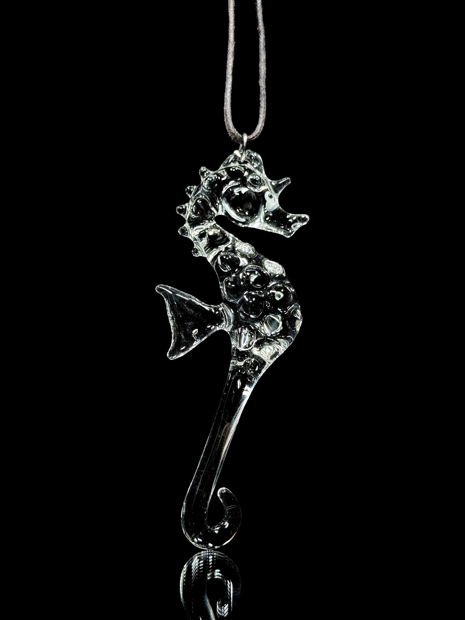 Florin Glass Seahorse Ornament