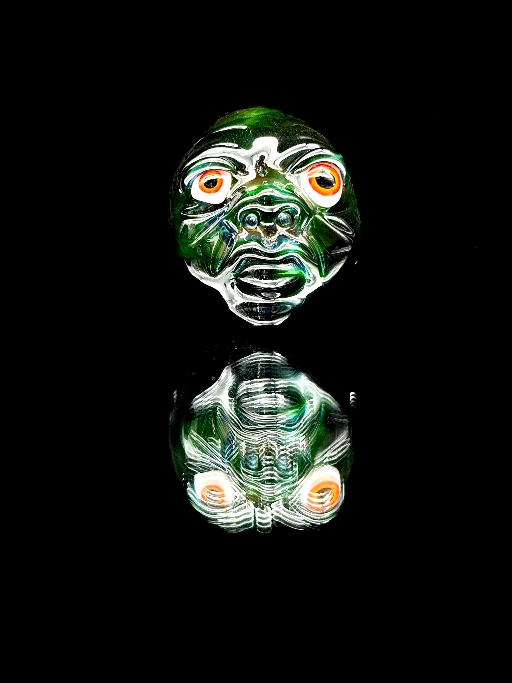 Voorhees Small Head Pendant