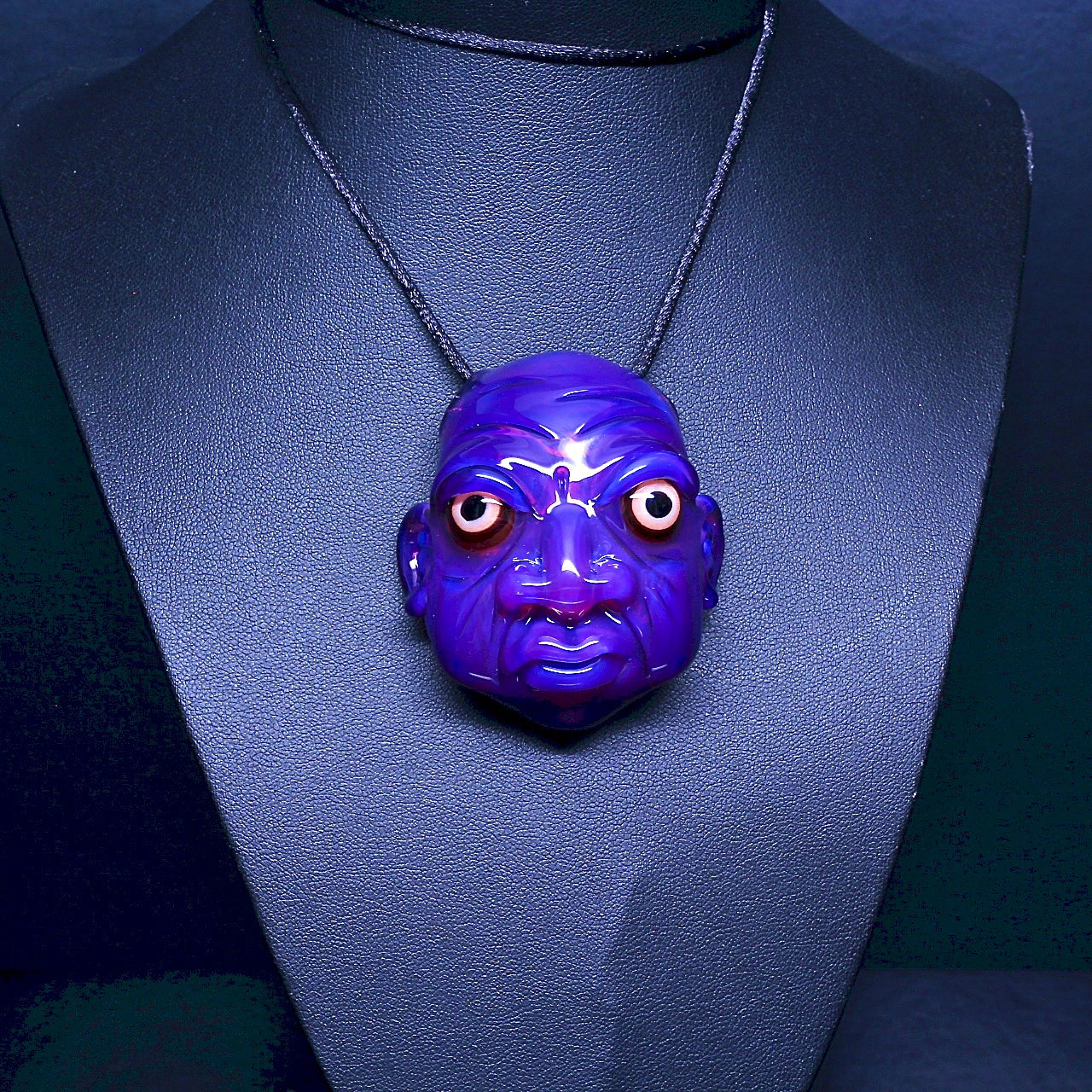 Mr.Voorhees Royal jelly Pendant